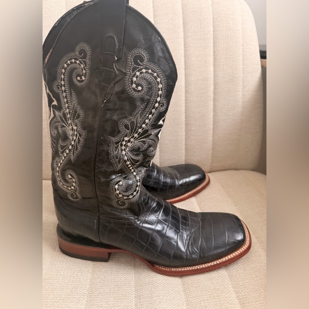 Ferrini Caiman Croc Print Cowboy Boot Men’s - square toe 10.5